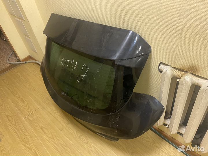 Крышка багажника Opel Astra J GTC