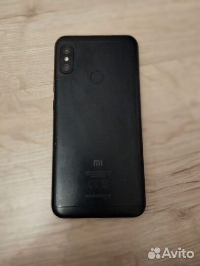 Xiaomi Mi A2 Lite Android One, 4/64 ГБ