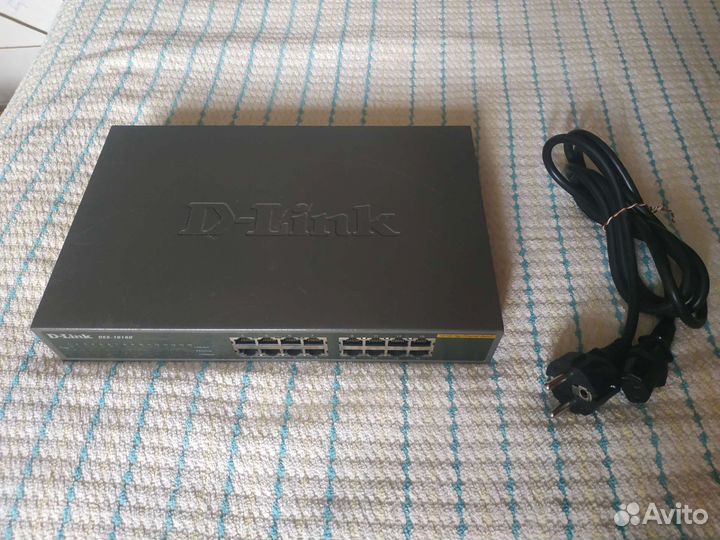 Маршрутизатор D-Link DES-1016D