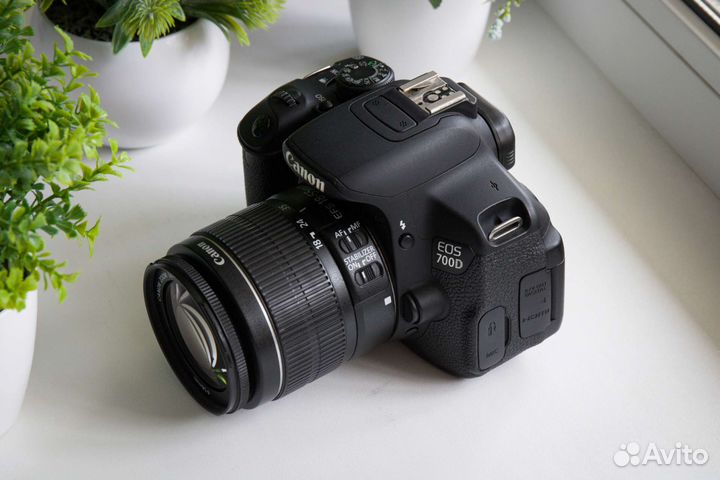 Canon 700D Kit