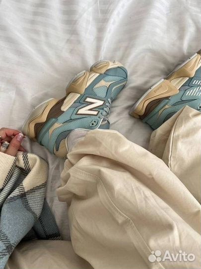 Кроссовки оптом