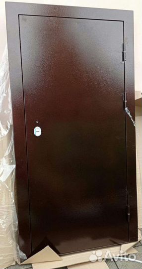 Входная дверь. Термодверь. Дверь с терморазрывом