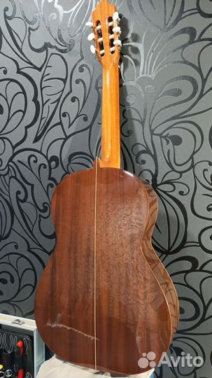 Испанская классическая гитара