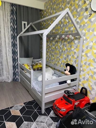 Детская кроватка 160х80