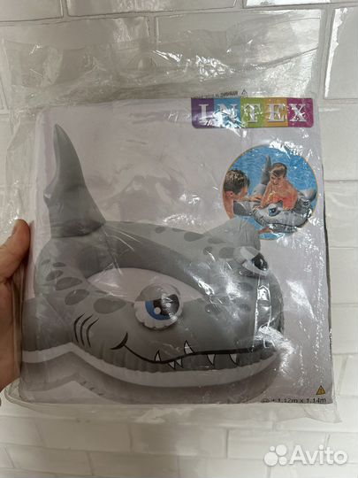 Intex надувной плот акула