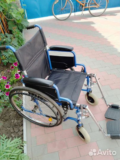 Коляска инвалидная