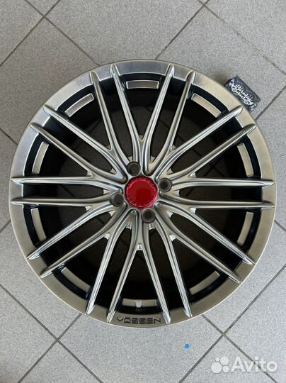 Диски литые Vossen 2516 4x100 r18 #1702 серые