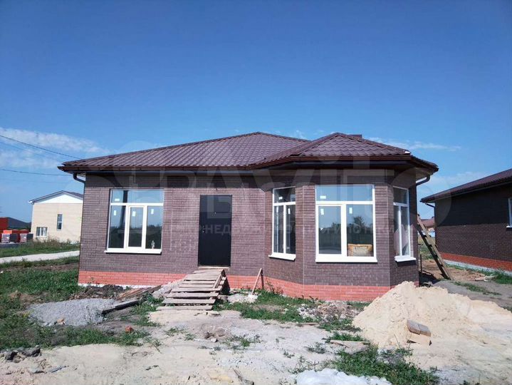 Дом 80 м² на участке 5 сот.
