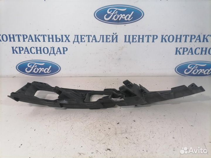 Кронштейн переднего бампера правый Ford Mondeo 4