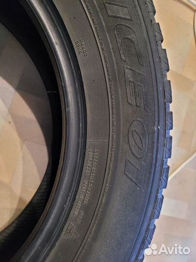 Dunlop SP Winter Ice 01 225/65 R17 102T