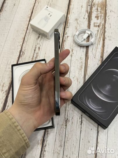 iPhone 12 Pro Max, 256 ГБ
