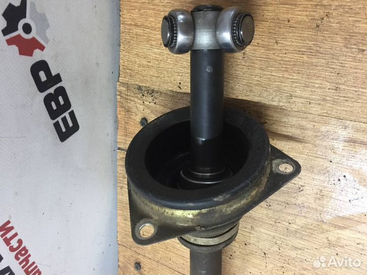 Полуось передняя левая Renault Sandero