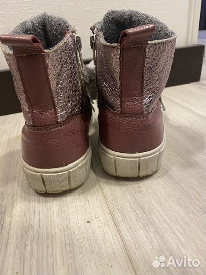 Ботинки для девочки 33 р