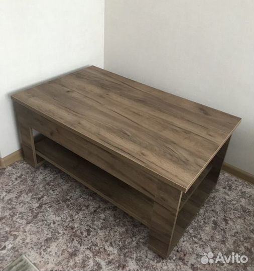 Журнальный стол