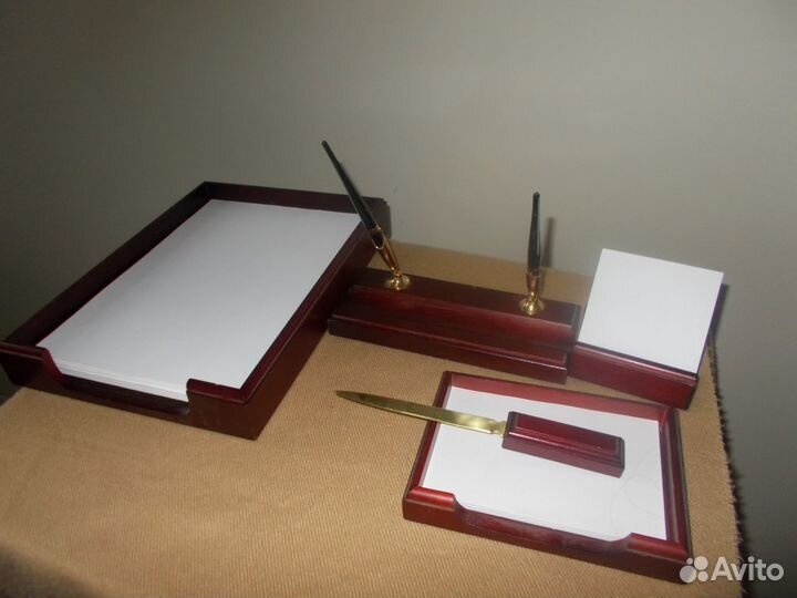 Набор письменных принадлежностей