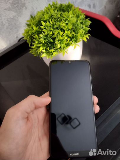 HUAWEI Y6 (2019), 2/32 ГБ