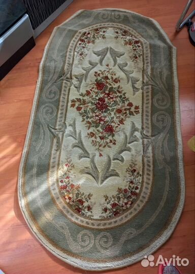 Ковер овал, размер 0,8 на 1,5 м