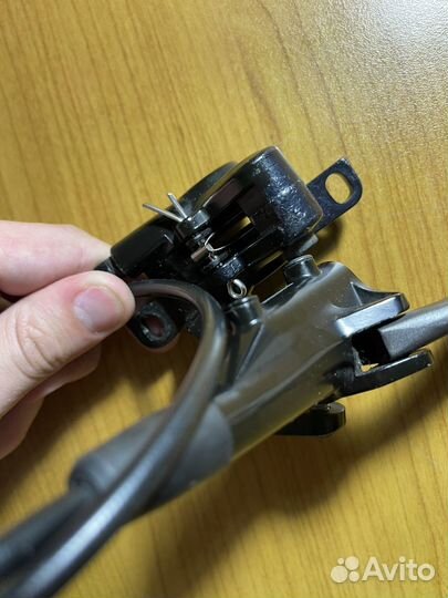 Тормоз Shimano MT-400 90см передний