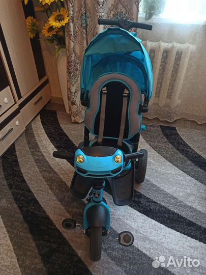 Детский велосипед трехколесный с ручкой