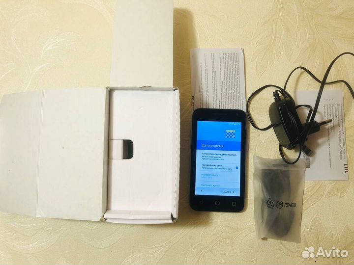 Смартфон alcatel U3