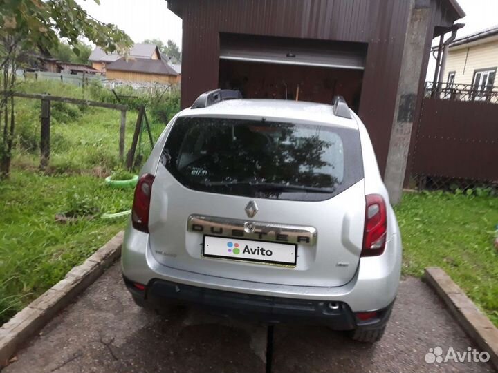 Renault Duster 1.6 МТ, 2015, битый, 80 000 км