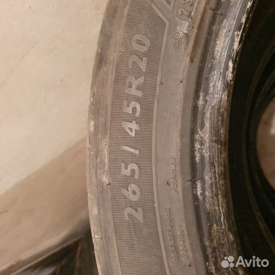 Dunlop SP Max Trak Grip 265/45 R20