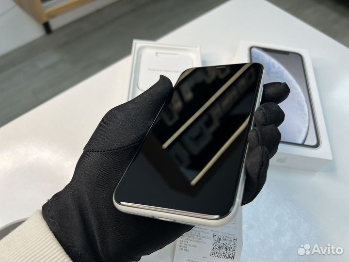iPhone Xr, 128 ГБ