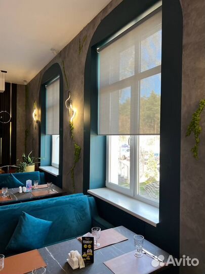 Жалюзи горизонтальные, рулонные шторы