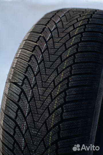Zmax Winterhawke I 205/70 R15 96T