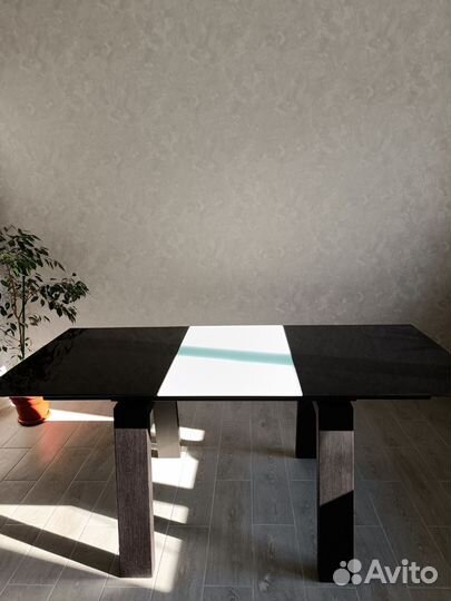 Кухонный стол