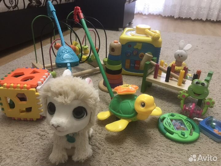 Развивающие игрушки пакетом