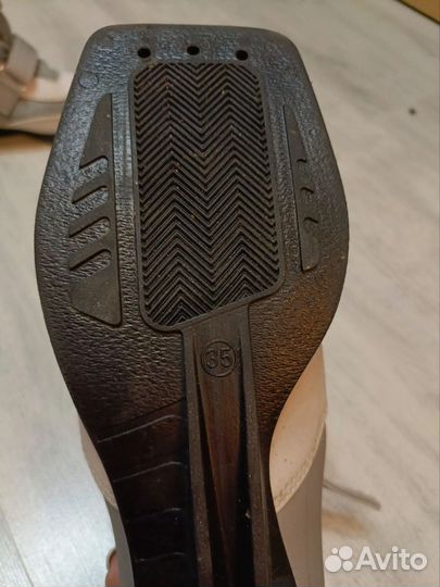 Лыжные ботинки 35 размер