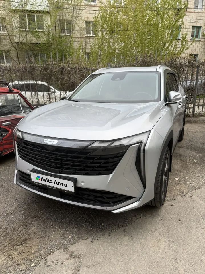 Geely Atlas: фото из отзыва