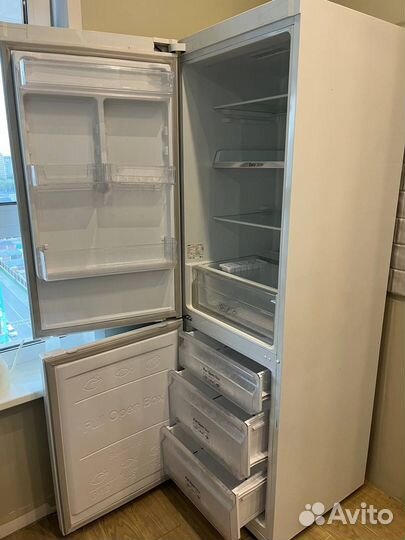 Холодильник samsung