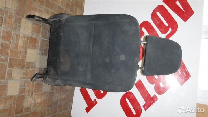 Сиденье переднее правое Toyota Corolla (E150) 200