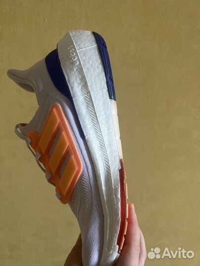 Adidas Ultrabost Light