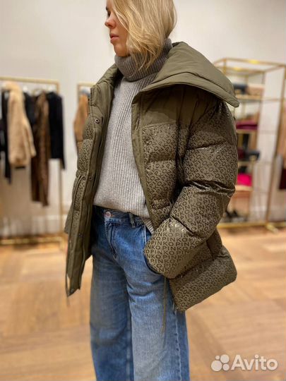 Пуховик зимний Pinko