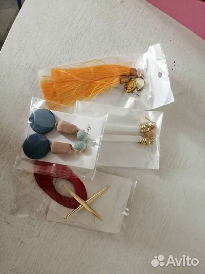 Серьги разные