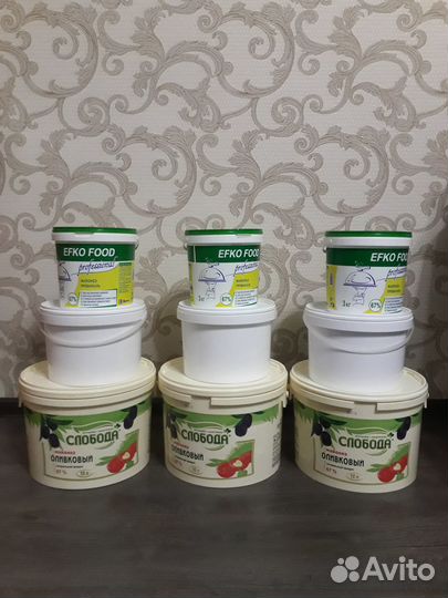 Шланги, вёдра, банки