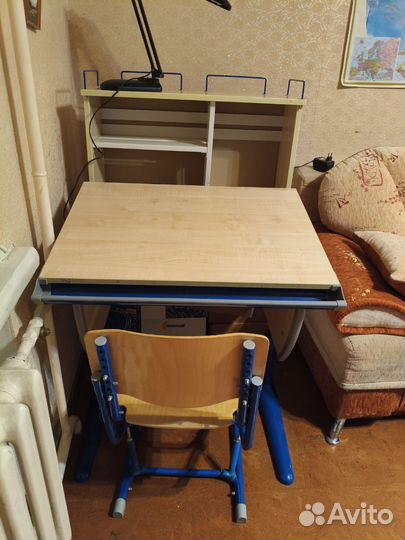 Растущая парта и стул дэми б/у