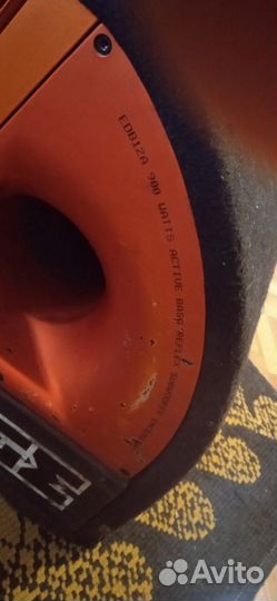 Активный сабвуфер