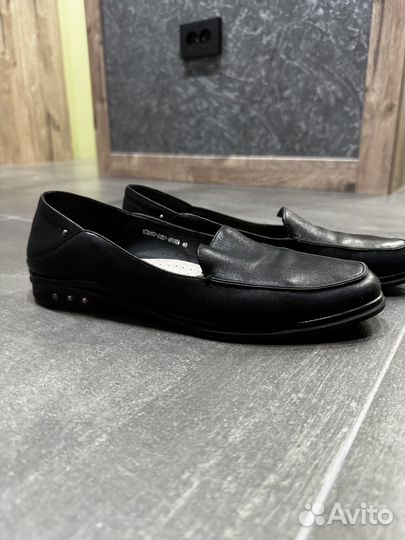 Лоферы женские