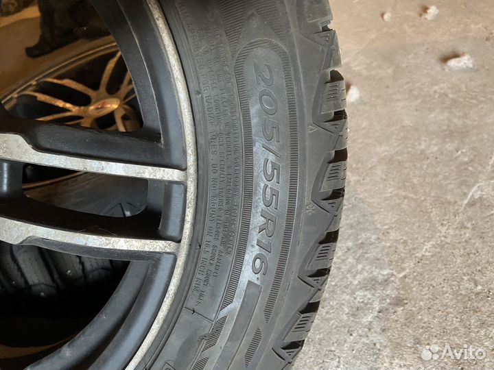 Колеса зимние Dunlop 5x112