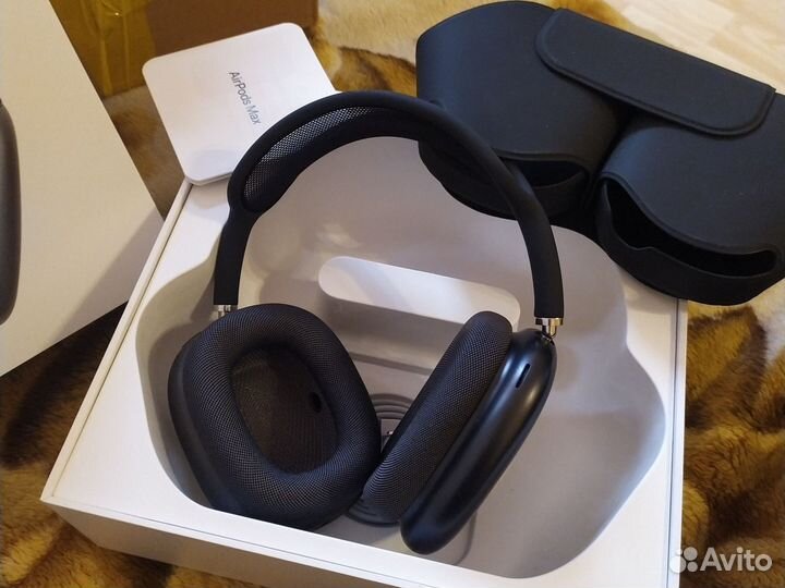 Беспроводные наушники