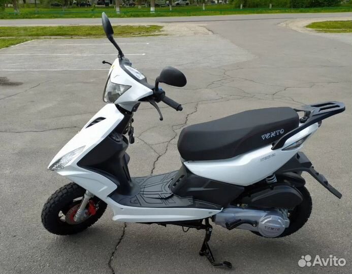 Скутер vento corsa