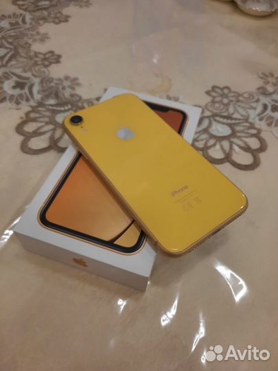 iPhone Xr, 64 ГБ