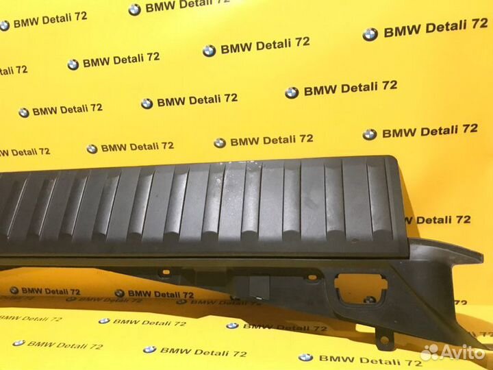 Обшивка багажника задняя Bmw X5 E53 M54B30 2004