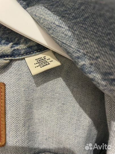 Джинсовая куртка levis