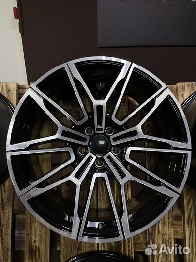Khomen Wheels 8,5x19/5x112 ET30 D66,6 KHW1904