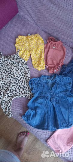 Комплект летних брендовых вещей на девочку 74-80